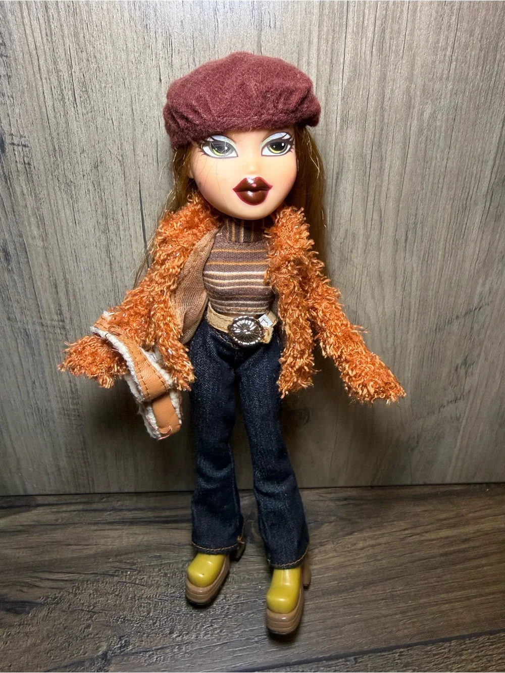 Vintage Bratz Xpress It! Meygan 2002 Fashion Doll Original Outfits & Accessories